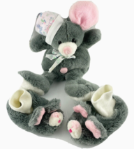 Snuggle Buddies Mouse  Gray Plush Toy Zipper Pouch WITH Kids’ Slippers - £46.23 GBP
