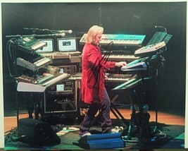 Signed by GEOFF DOWNES  YES  ASIA   8&quot; x 10&quot;  Photo w/COA  3 - $44.50