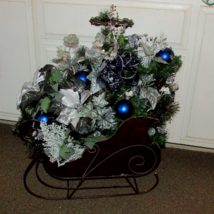 metal brown SLEIGH w/green pine, white-silver poinsettias berries foliag... - £105.00 GBP