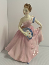 Royal Doulton Figurine &quot;Invitation&quot; HN2170 Bone China 1955 made in Engla... - £28.07 GBP