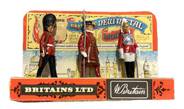 1970s Britains New Metal Models English Solider And Guards In Box Stand - £17.17 GBP