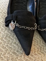Vintage GUCCI Black Suede Heels Pumps GG Monogram Logo Charm US 9 - £143.05 GBP