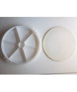 Vintage Tupperware Divided Party Seal Lid and Container SEAL 224-5 *No H... - $13.44 CAD