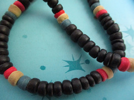 Colored Wooden Bead Surfer Choker Necklace Vintage Black Blue Red Yellow Tribal - £11.28 GBP
