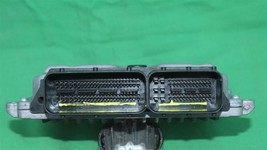Mercedes Engine Control Unit Computer Module DME ECU PCM ECM A2729005800 image 2