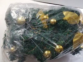 Pre-Lit Christmas Garland with Golden Leaf, Balls and Warm Led Light  C2... - £36.36 GBP