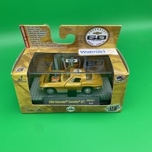 M2 MACHINES Chevrolet 60 Years 1966 CHEVROLET Corvette 327 - Case Damage - $12.72 CAD
