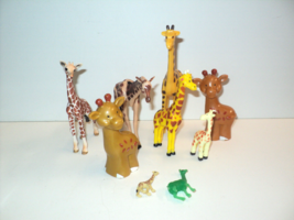 Lot of 9 Giraffes, 1 Schleich 2015 &amp; 8 others Toys Zoo Wild Animals Collectibles - £23.65 GBP