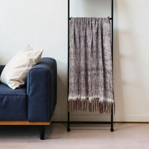 52" X 67" Dark Purple Woven Wool Blend Chevron Throw Blanket with Fringe - €79,60 EUR