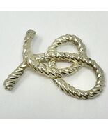 Vintage Goldtone Rope Knot Brooch - $207.89 MXN
