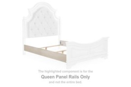 Realyn - Chipped White - Queen Panel Rails - $1,830.83 MXN