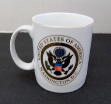 Washington D C Collector Souvenir Cup United Stated of America White w/ Seal - £7.78 GBP