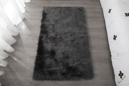 72&quot; x 48&quot; x 3.5&quot; Ultra Soft Fluffy Faux Fur Sheepskin Area Rug Gray Polyester - £74.87 GBP