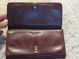 Princess Gardner Dark Brown Leather Trifold Wallet - Pre-owned Checkbook Slot - £7.47 GBP