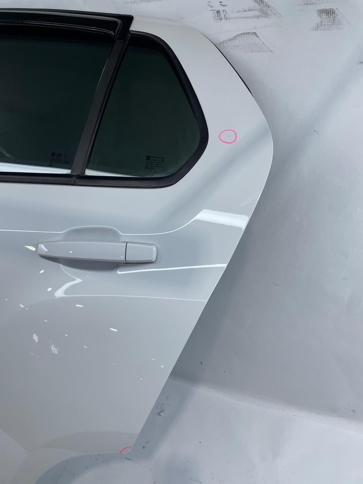 2013-2022 Chevy Trax LS LH Passenger Rear Door Assembly Panel & Glass Scratch Item image 4