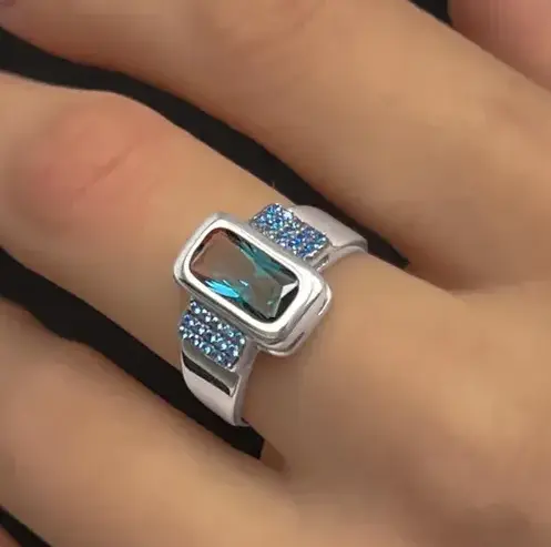 Ring silver 925 jewelry women&#39;s with topaz London and sapphires - $99.00