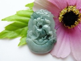 Free Shipping -Natural green Jadeite Jade Zodiac carved dog charm Pendant / neck - £15.98 GBP