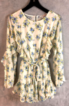 A Calin by Flying Tomato  Flowy flirty cute blue floral romper short size Large - £27.49 GBP