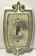 Vintage Amerock Bonaventure Single Toggle Switch Wall Cover Plate White - £11.99 GBP