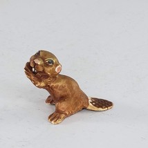 Vintage Hagen Renaker Aurasperse Beaver Miniature Figurine Paws Up - £23.62 GBP