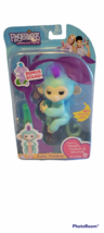 Fingerlings Baby Monkey Zoe Brand New Reacts Touch Motion Sounds Bonus Stand - £18.80 GBP