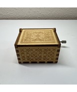 Tiny Hand-cranked Wooden Music Box  “To Mom” -You Are My Sunshine From S... - $267.12 MXN