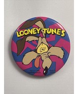 While E. Coyote Vintage 1990’s Kids Looney Tunes Safety Pin Back Button WB - $150.53 MXN