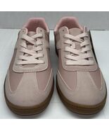 NWT No Boundaries Sport Sneaker Women's Size 9 Pink faux  leather Sleek ... - $11.08