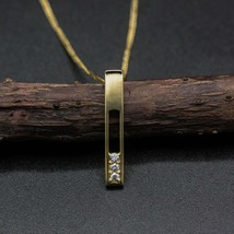 0.15Ct Corte Redondo Diamante Barra Colgante 14K Amarillo Oro Sobre18 Sin Chain - £78.04 GBP