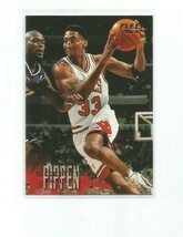 Scottie Pippen (Chicago Bulls) 1996-97 Fleer Card #15 - £2.36 GBP