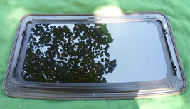 2003 Lincoln Town Car Year Specific Oem Factory Sunroof Glass Free Shipping! - $220.00