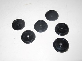 Plastic Wheels - 6 Pieces - Slightly Smaller Than Lionel Ones -NEW - SR109 - £1.29 GBP