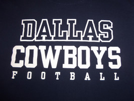 NFL Dallas Cowboys Team Apparel Football Navy Graphic T Shirt - M - £13.50 GBP