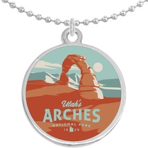 Arches National Park Round Pendant Necklace Beautiful Fashion Jewelry - £8.60 GBP