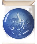 &#39;Mors Dag 1973&#39; Danish Collector&#39;s Plate - Mother w/ Ducklings - Bing &amp; ... - £17.64 GBP