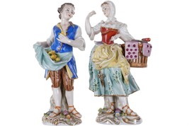 Antique Sitzendorf Porcelain courting farm couple - $272.25