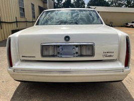 Driver Left Tail Light Quarter Panel Mounted Fits 94-99 DEVILLE 104900655 - $73.46