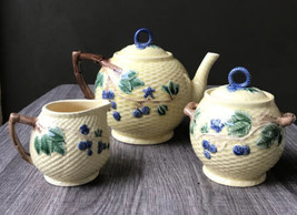 Vtg TIFFANY &amp; Co Portugal Majolica Yellow Basket Weave Teapot, Creamer, &amp; Sugar - £213.15 GBP