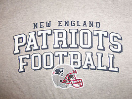 Reebok NFL New England Patriots Football Gray Graphic Print T Shirt - L - £14.42 GBP