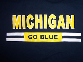 NCAA University Of Michigan UM Wolverines &#39;Go Blue&#39; Navy Graphic T Shirt - L - £13.00 GBP