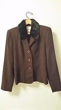 STUDIO 32 Women&#39;s Hip Jacket with Faux FUR COLLAR Brown Size 6 - $17.00