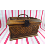 Neat Retro 1970s Lerner Plastic Sewing Box  in Chocolate Brown Faux Wove... - $14.00