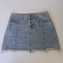 Sadie & Sage Women's Blue Button Fly Denim Frayed Mini Skirt Pockets Waist 32" image 9