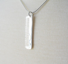 Sterling Silver Plated Hair Comb Charm Pendant with 18&quot; Snake Chain - £6.89 GBP