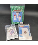 Lot of Three (3) Cross Stich Needlepoint Christmas Holiday Santas Greeti... - €10,23 EUR