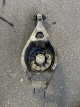 2006 - 2010 INFINITI M35 M45 REAR LEFT LOWER SUSPENSION MAIN SPRING SUPP... - $98.99