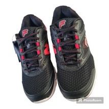 NWT FILA Mens US 8 Memory Foam Cool Max Lace Up Comfort Black Red Sneaker Shoe - £39.52 GBP
