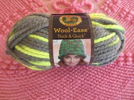 5 Oz. Lion Brand WOOL-EASE 80% Acrylic 20% Wool #510 Toucan Super Bulky 6 Yarn - £3.19 GBP