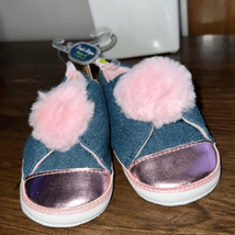 Baby Girls Denim Pink Pom Sneaker New size 4 - £8.61 GBP