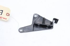 01-07.5 CHEVROLET SILVERADO 2500HD 6.6L BATTERY CABLE BRACKET E0390 image 4